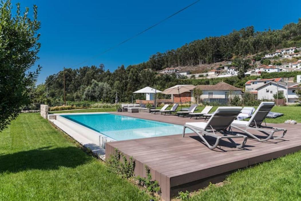 Casa Pelourinho De Louredo With Pool Hotel Паредес Екстериор снимка