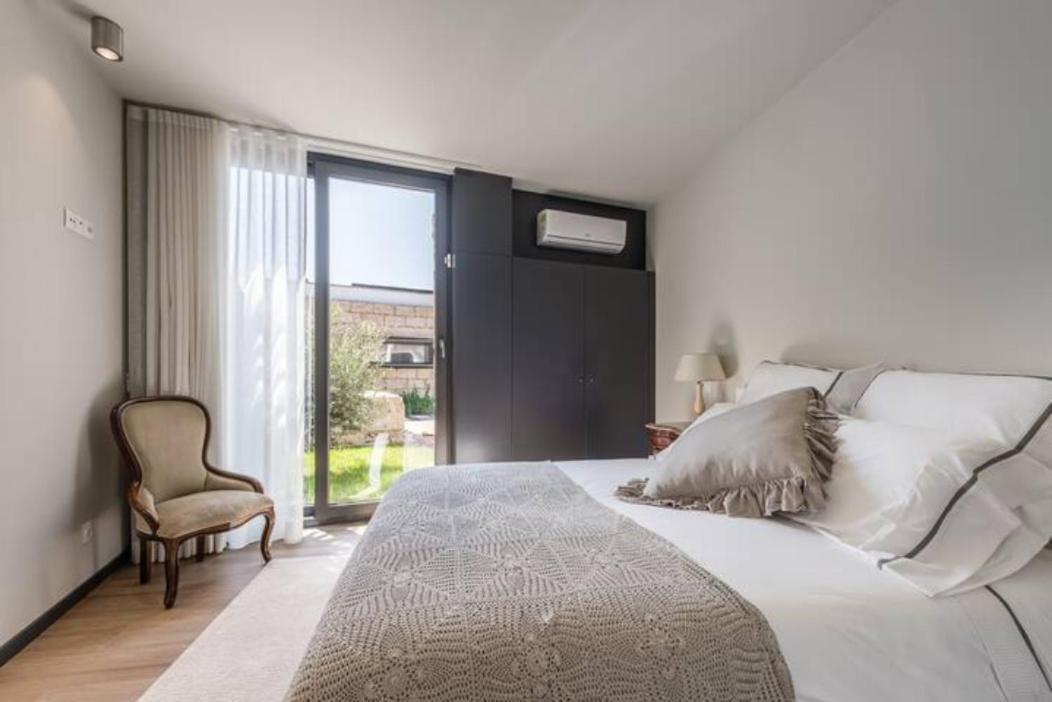 Casa Pelourinho De Louredo With Pool Hotel Паредес Екстериор снимка