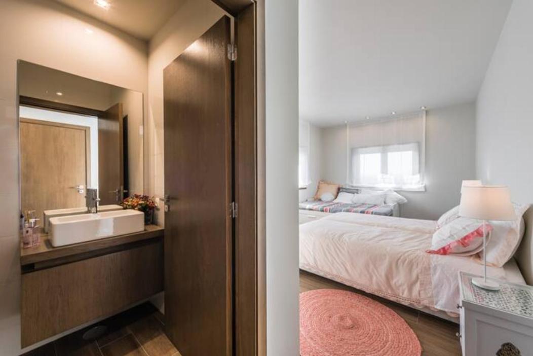 Casa Pelourinho De Louredo With Pool Hotel Паредес Екстериор снимка