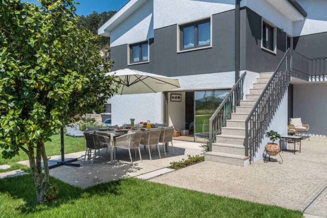 Casa Pelourinho De Louredo With Pool Hotel Паредес Екстериор снимка