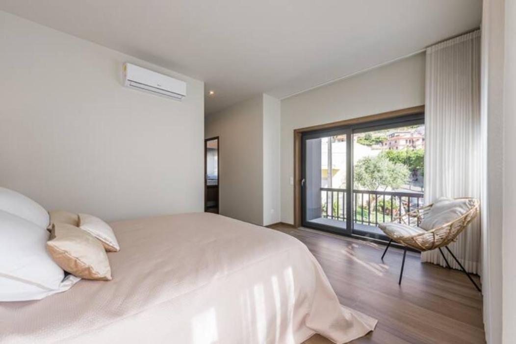Casa Pelourinho De Louredo With Pool Hotel Паредес Екстериор снимка